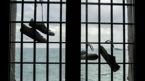 Mare Fuori Stagione  Episode